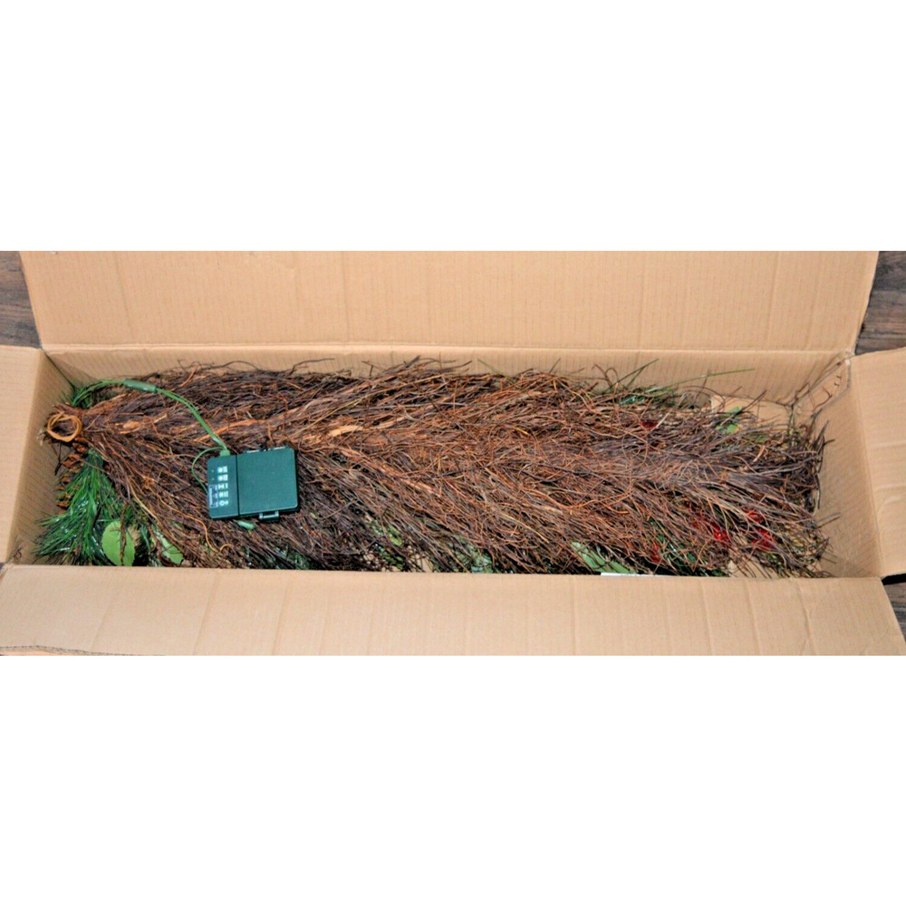 Bethlehem Lights Prelit Pinecone and Berry Teardrop Swag with Timer Clear NIOB